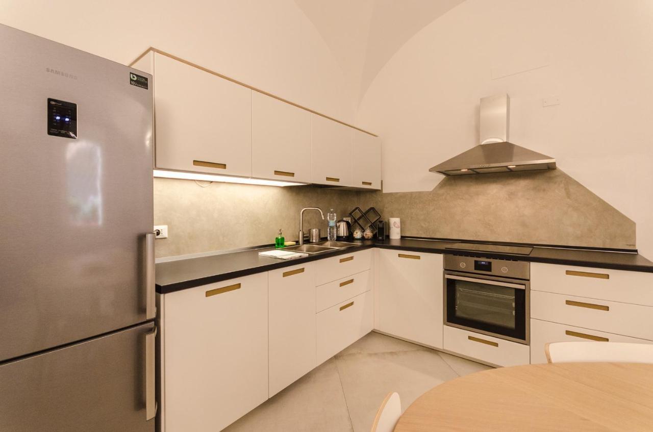 Cartoleria Suite: Spazioso, Moderno E Centrale Болонья Экстерьер фото